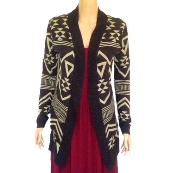 Say What? USA Black Beige Tribal Aztec Cardigan Sweater Women’s Sz M Open Front - Picture 2 of 9